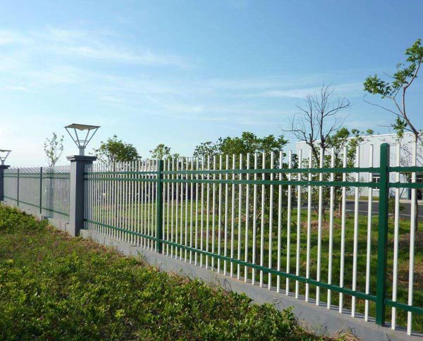 十堰鋅鋼護(hù)欄會生銹嗎？生銹是什么原因造成